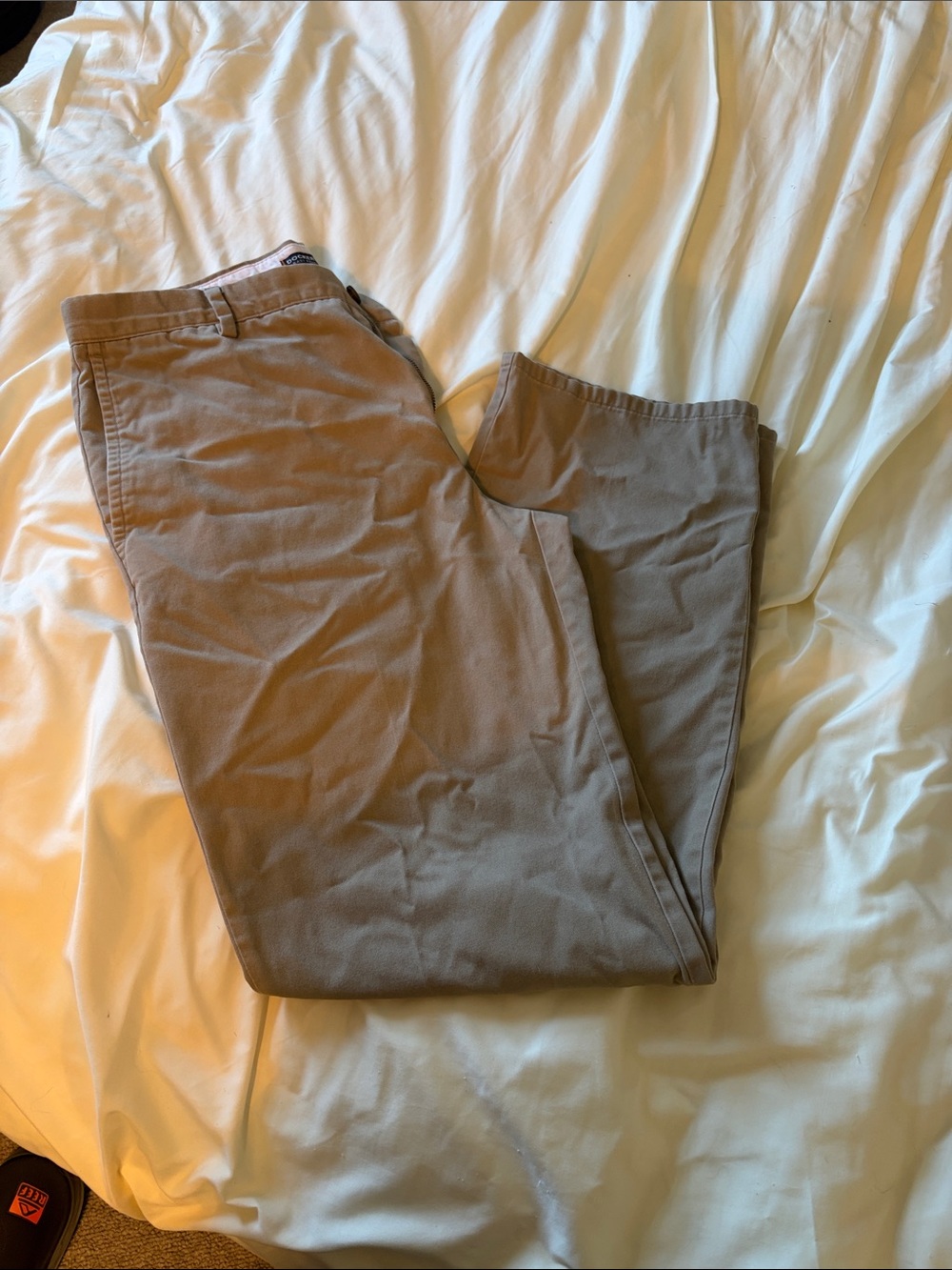 Dockers Men's Chinos in Taupe Brown